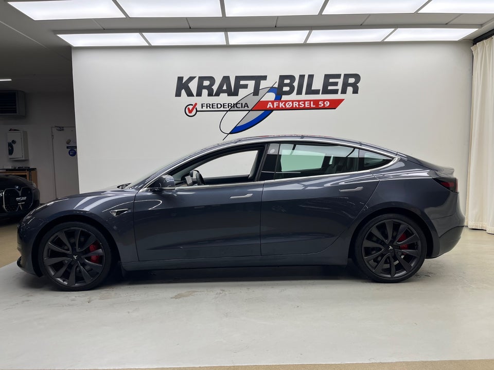 Tesla Model 3 Performance AWD 4d