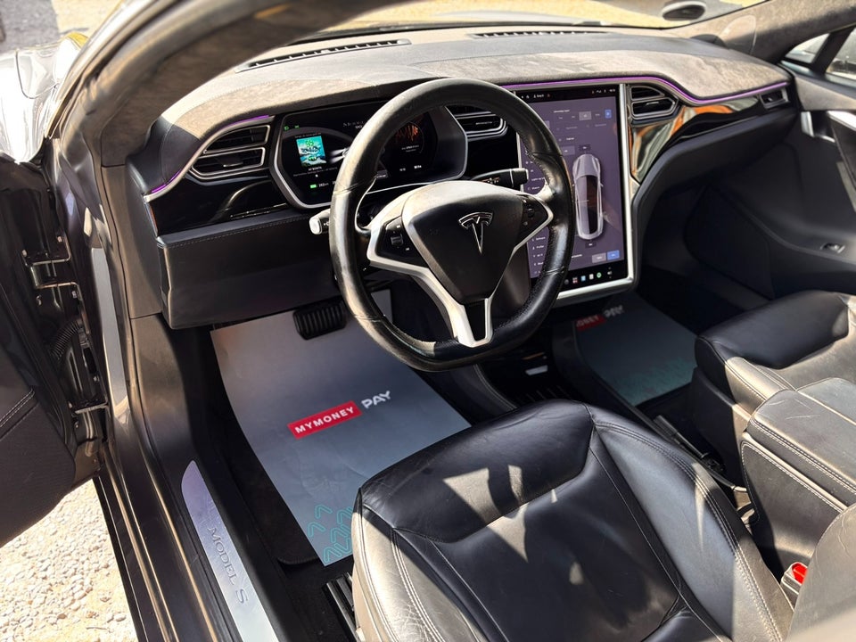 Tesla Model S 90D 5d