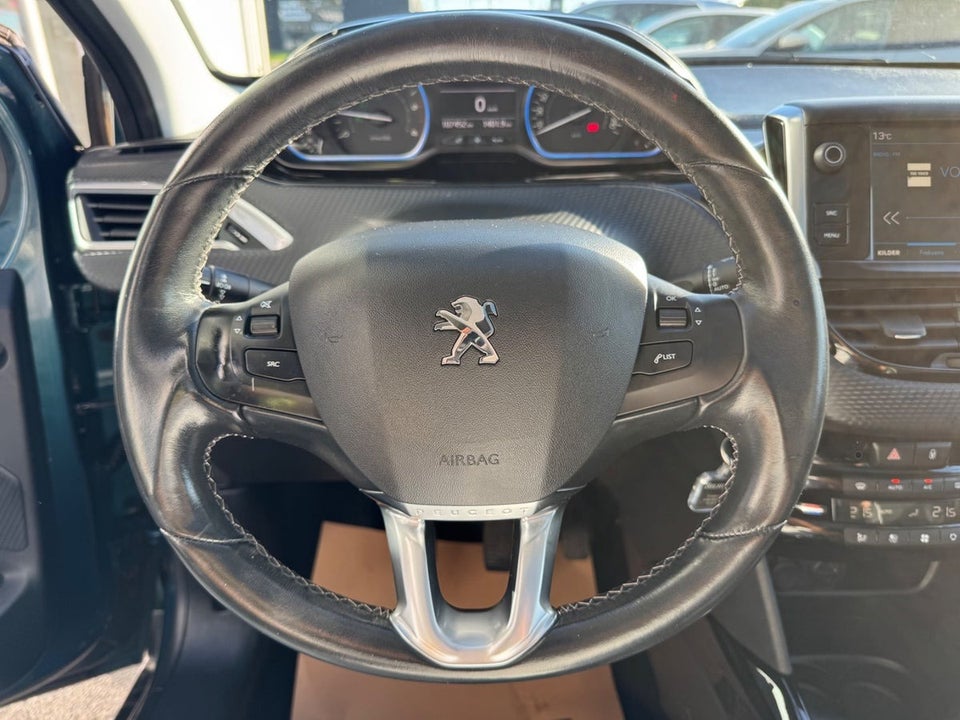 Peugeot 2008 1,6 BlueHDi 100 Allure Sky 5d