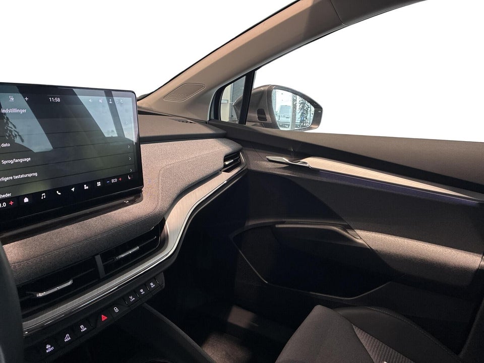 Skoda Enyaq 85x iV Loft 5d