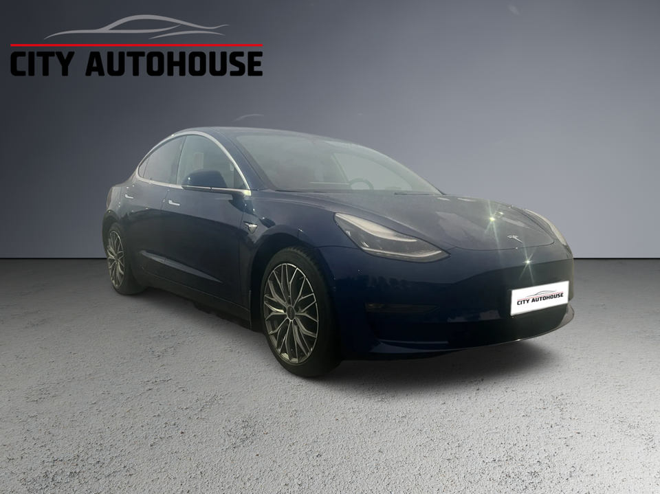 Tesla Model 3 Long Range AWD 4d