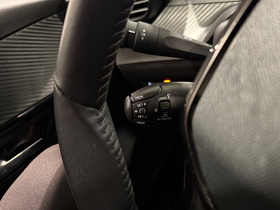 Peugeot 208 1,2 PureTech 75 Active 5d