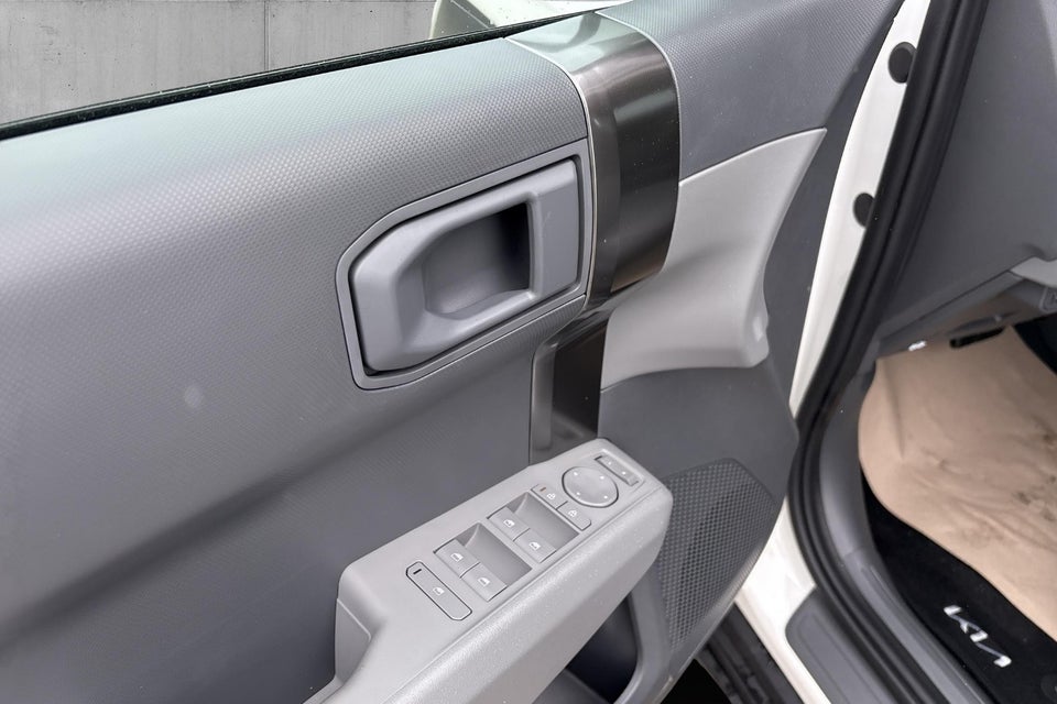 Kia EV3 58 Standard Range Access 5d