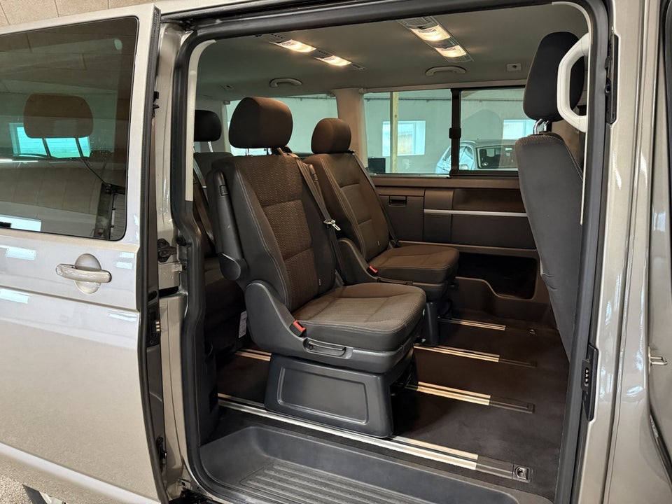 VW Multivan 2,0 TDi 150 Comfortline DSG kort