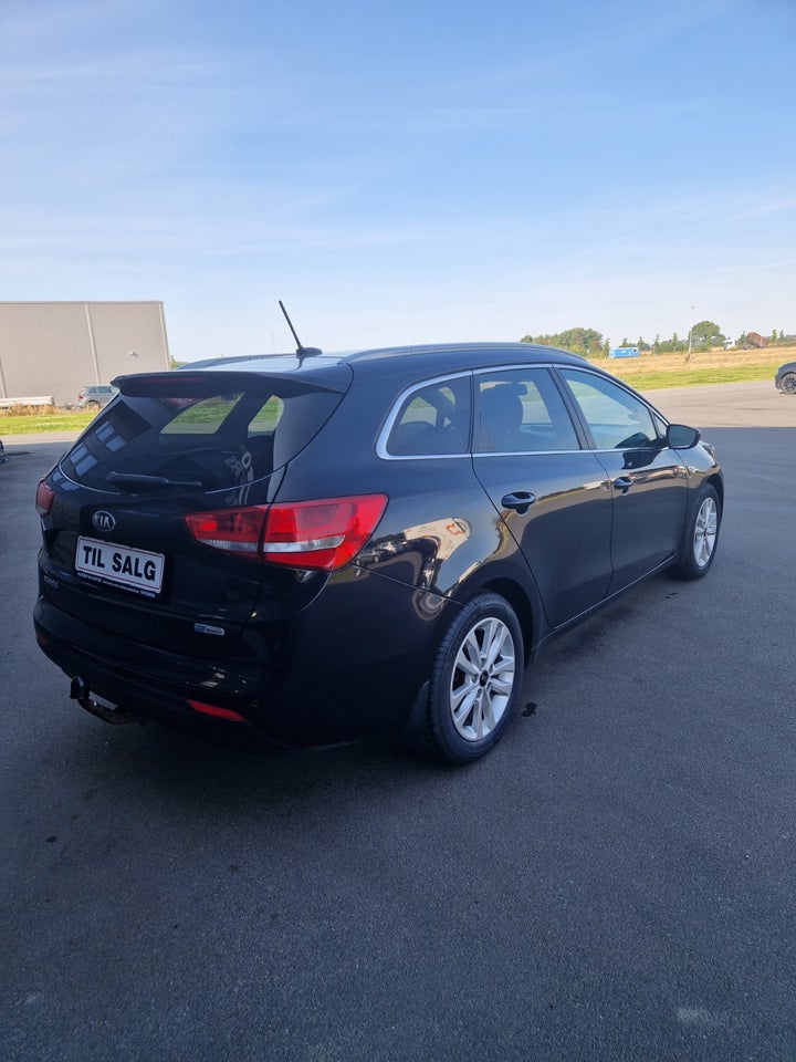 Kia Ceed 1,6 CRDi 110 Style+ Clim SW 5d