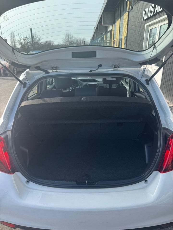 Toyota Yaris 1,0 VVT-i T2 Premium 5d