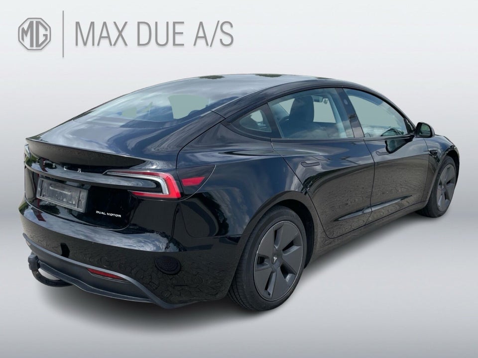 Tesla Model 3 Long Range AWD 4d