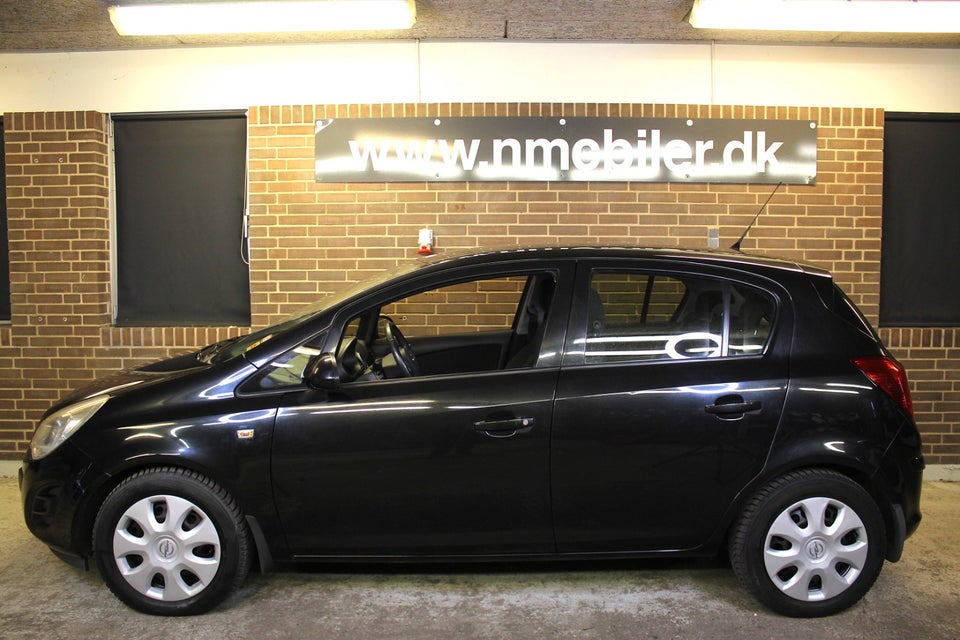 Opel Corsa 1,2 16V Enjoy 5d