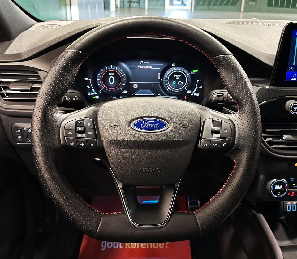 Ford Kuga 2,5 PHEV ST-Line X CVT 5d