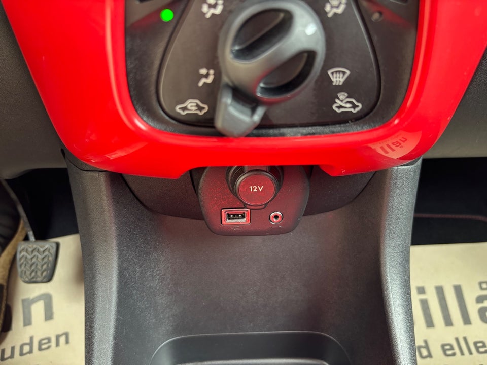 Citroën C1 1,2 PureTech Feel Airscape 5d