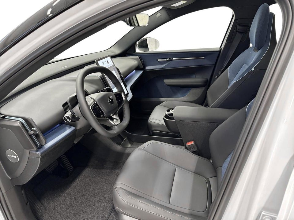 Volvo EX30 Extended Range Ultra 5d