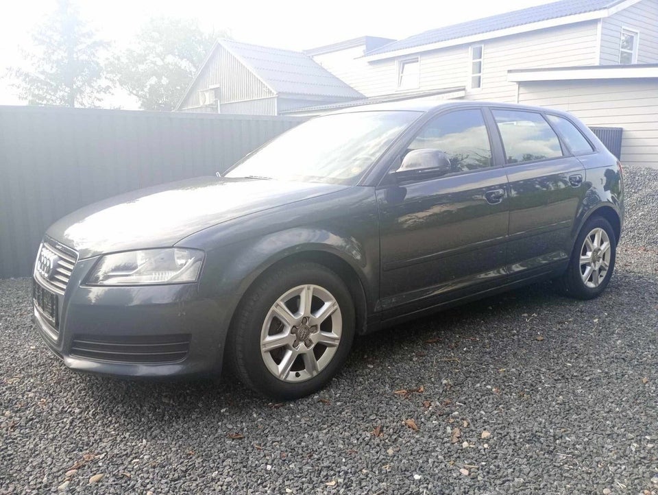 Audi A3 1,8 TFSi Ambiente Sportback 5d