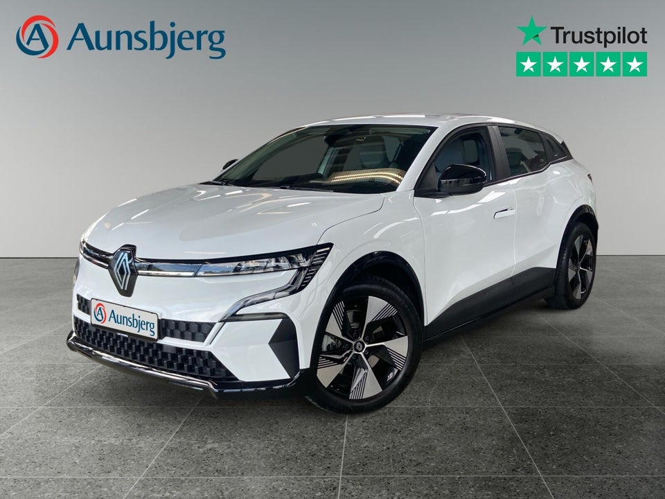 Renault Megane E-Tech 40 Equilibre 5d