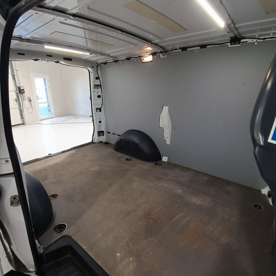 Mercedes Vito 114 2,0 CDi Kassevogn aut. L RWD