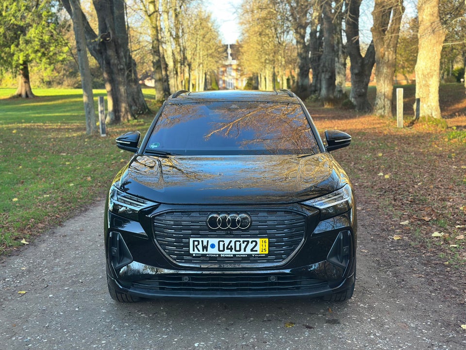 Audi Q4 e-tron 55 S-line quattro 5d
