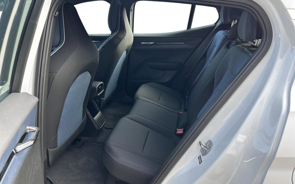 Volvo EX30 Extended Range Core 5d