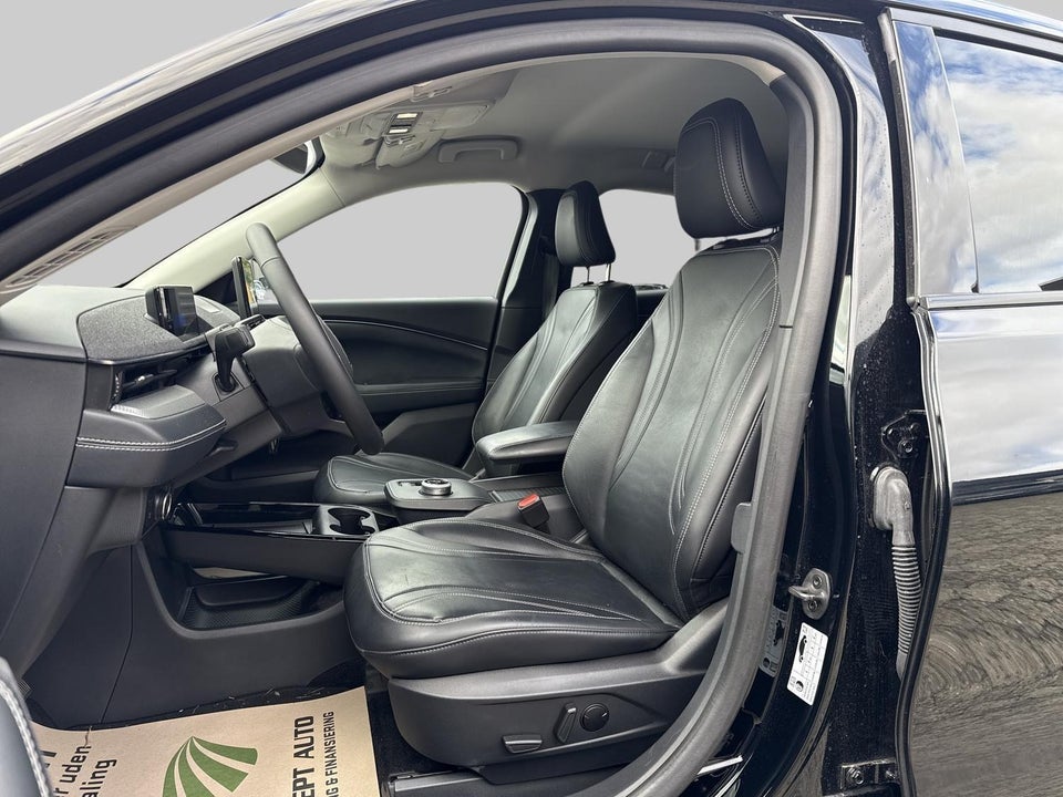 Ford Mustang Mach-E 75 Standard Range 5d