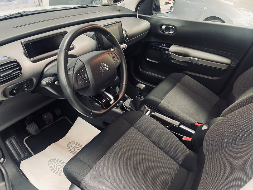 Citroën C4 Cactus 1,5 BlueHDi 100 Platinum 5d