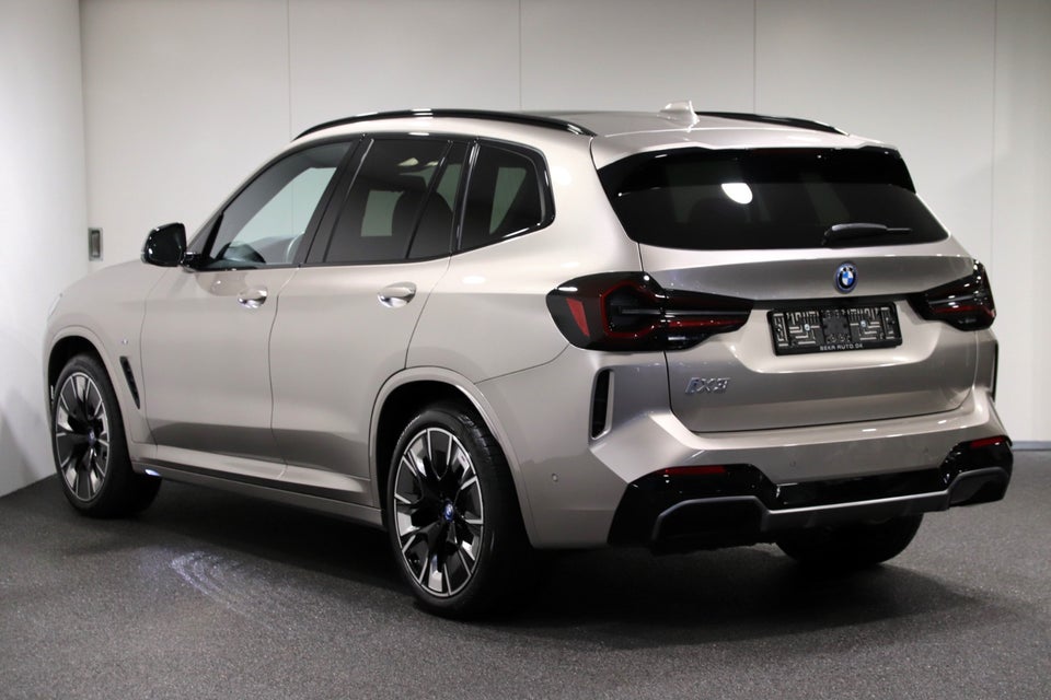 BMW iX3 Charged Plus M-Sport 5d