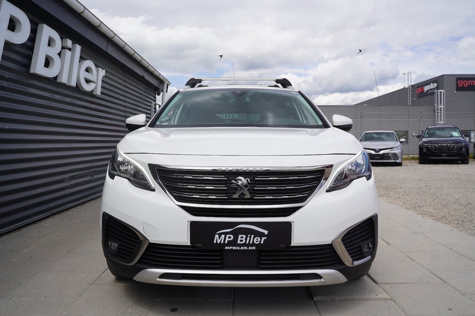 Peugeot 5008 1,2 PureTech 130 Allure 7prs 5d