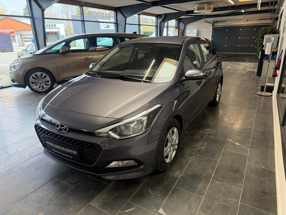 Hyundai i20 1,25 Vision 5d