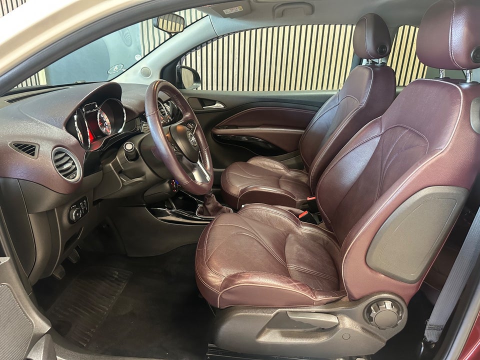 Opel Adam 1,4 87 Glam 3d