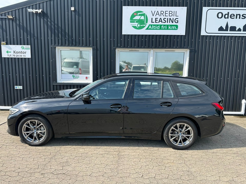 BMW 330e 2,0 Touring Sport Line aut. 5d