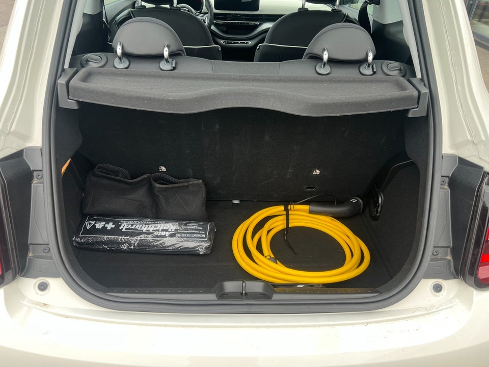 Fiat 500e 42 Icon 3d