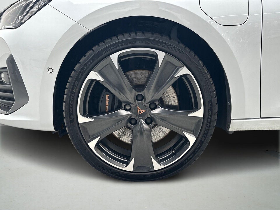 Cupra Leon 1,4 eHybrid Sportstourer DSG 5d