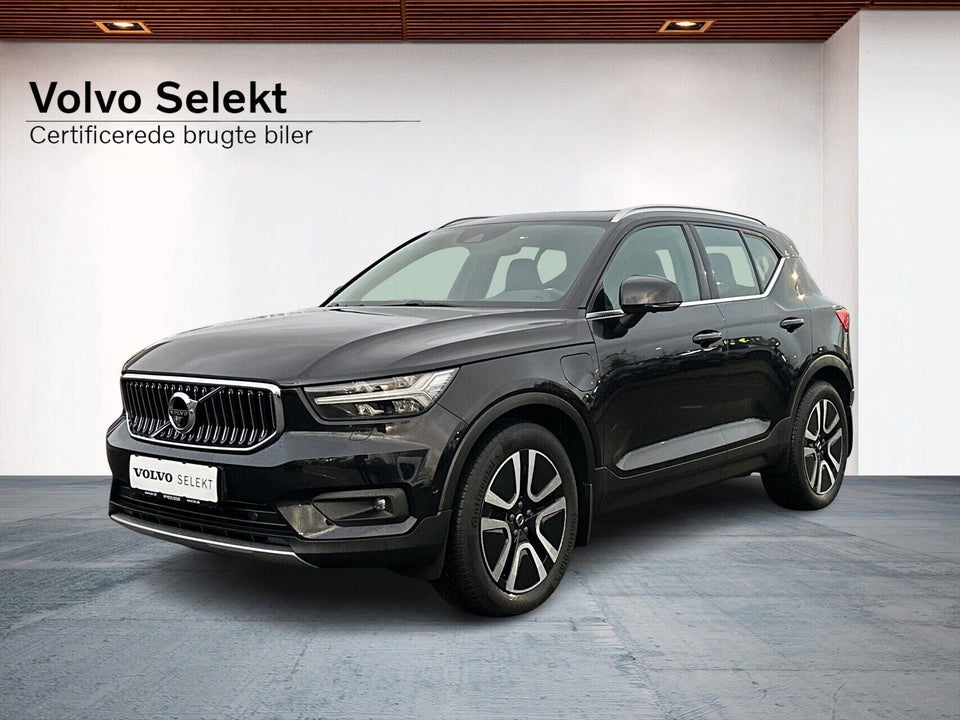 Volvo XC40 1,5 T5 ReCharge Momentum aut. 5d