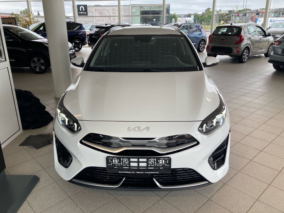 Kia Ceed 1,6 PHEV Prestige SW DCT 5d
