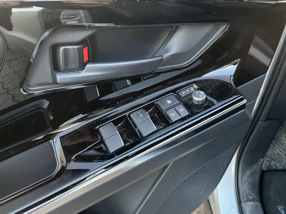 Toyota bZ4X Active 5d