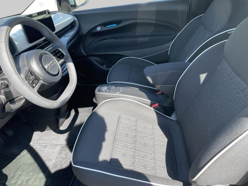 Fiat 500e 42 Icon Pack Cabrio 2d