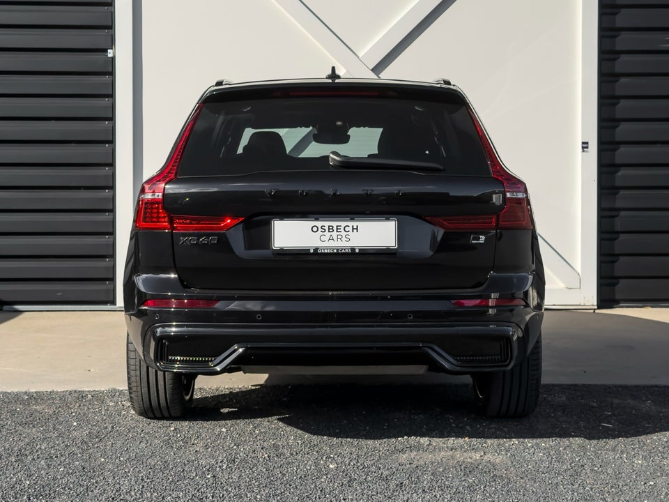 Volvo XC60 2,0 T6 ReCharge Black Edition aut. AWD 5d