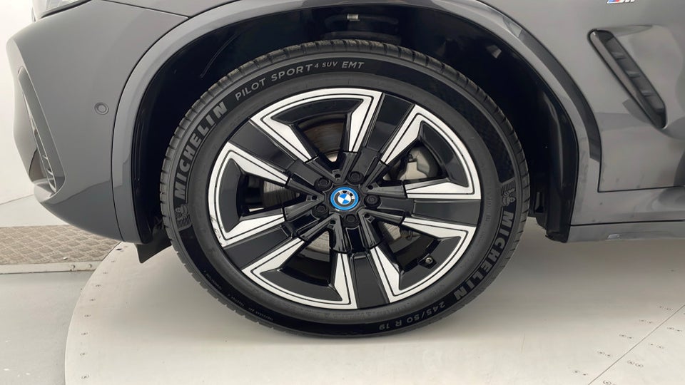 BMW iX3 Charged M-Sport 5d
