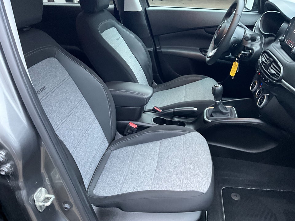 Fiat Tipo Cross 1,0  5d