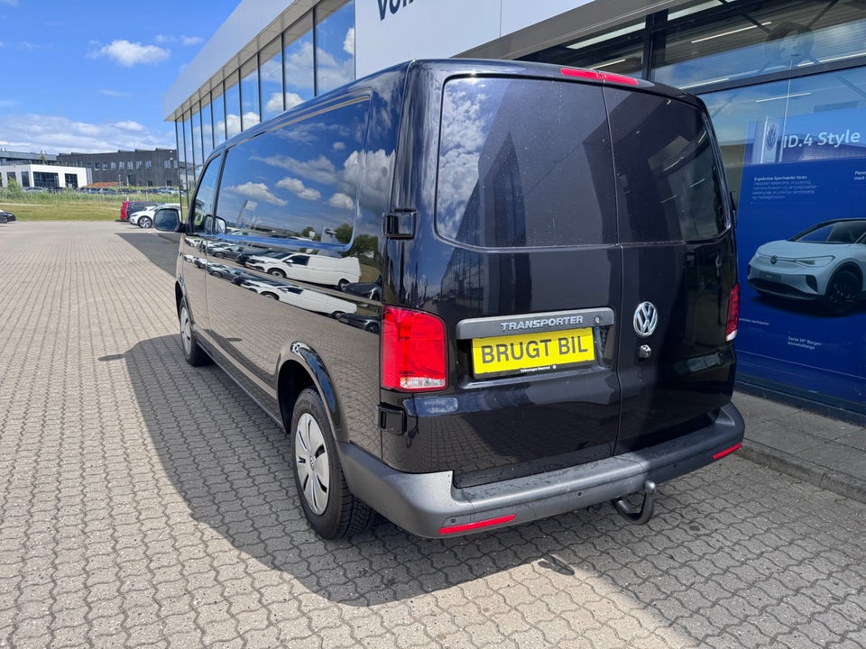 VW Transporter 2,0 TDi 150 Kassevogn DSG lang