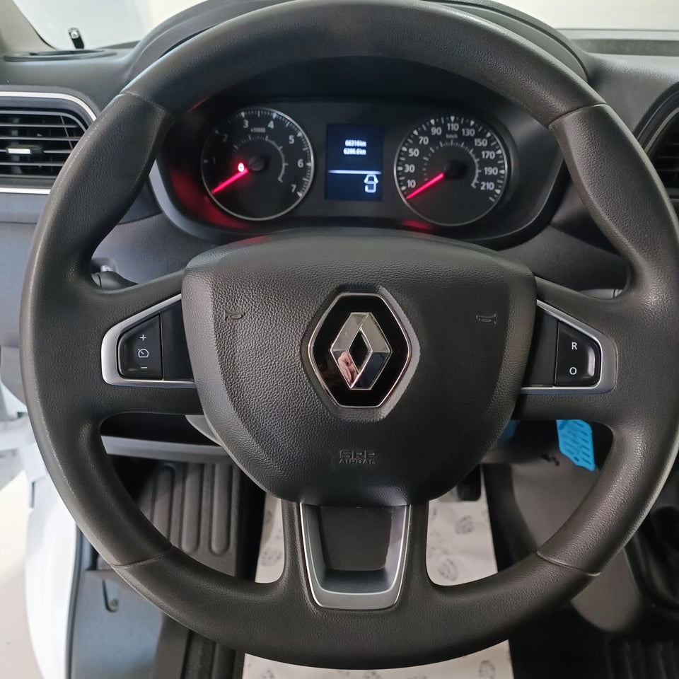 Renault Master IV T33 2,3 dCi 150 L2H2 Kassevogn