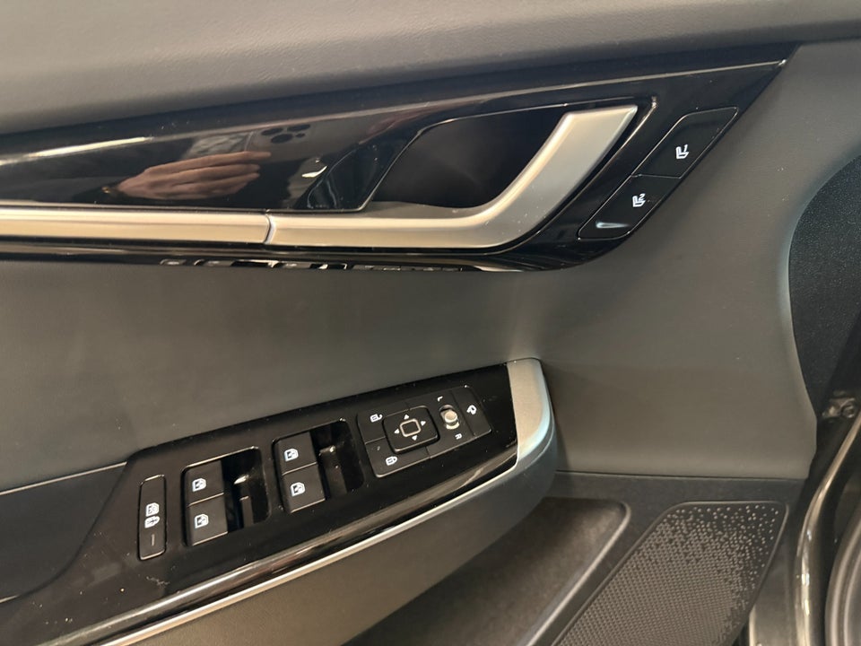 Kia EV6 58 Standard Range Upgrade 5d