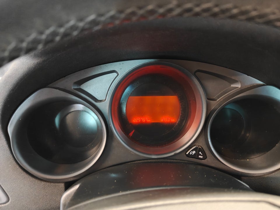 Citroën C4 1,6 e-HDi 112 Seduction 5d