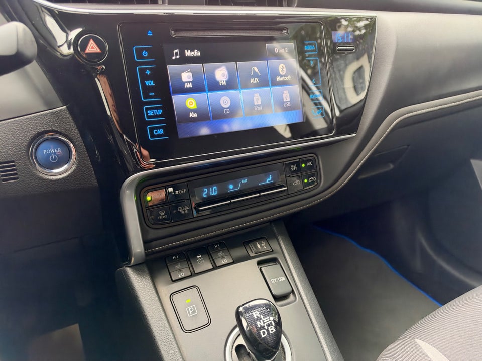 Toyota Auris 1,8 Hybrid H2 Comfort Touring Sports CVT 5d