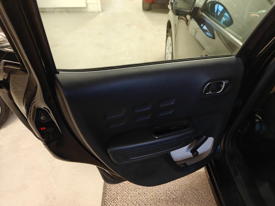 Citroën C3 1,2 PureTech 82 Feel 5d