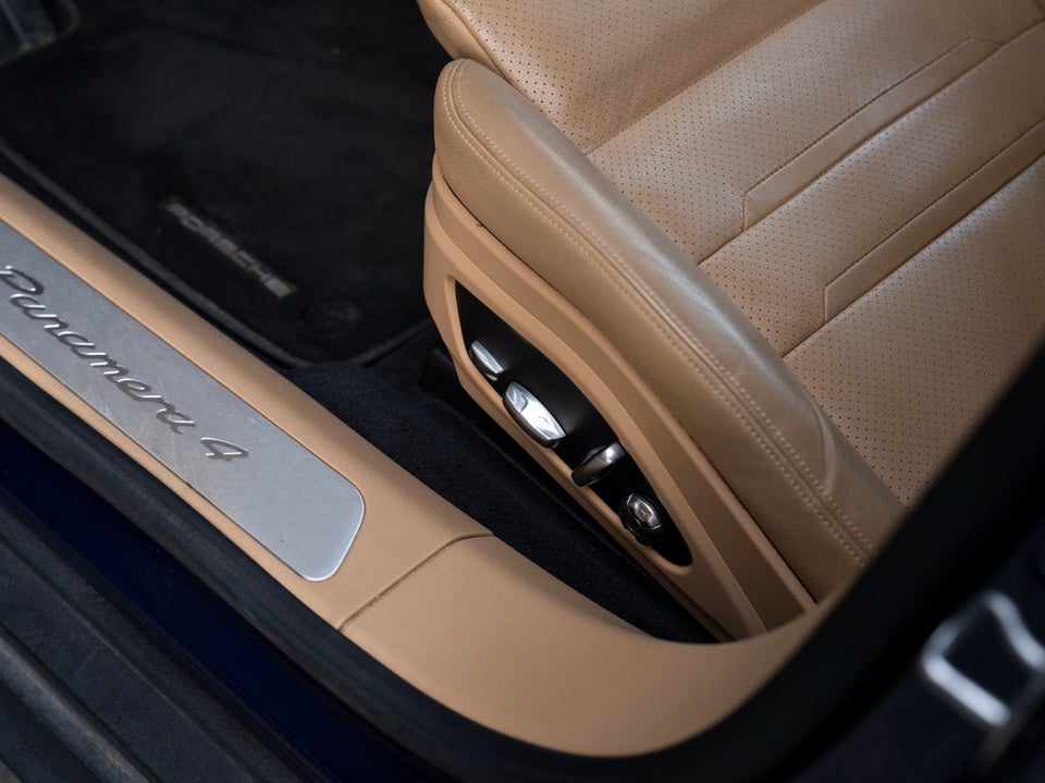Porsche Panamera 4 2,9 E-Hybrid Sport Turismo PDK 5d