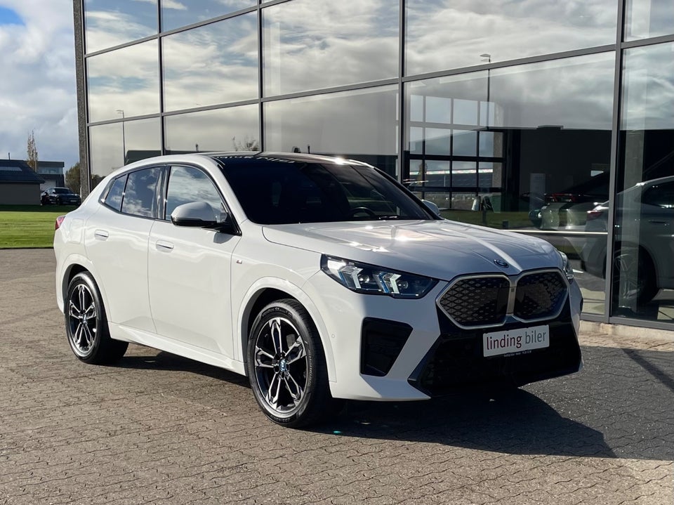 BMW iX2 xDrive30 M-Sport 5d