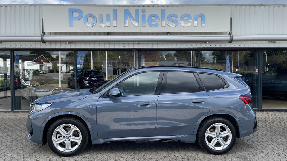 BMW iX1 xDrive30 Fully Charged M-Sport 5d