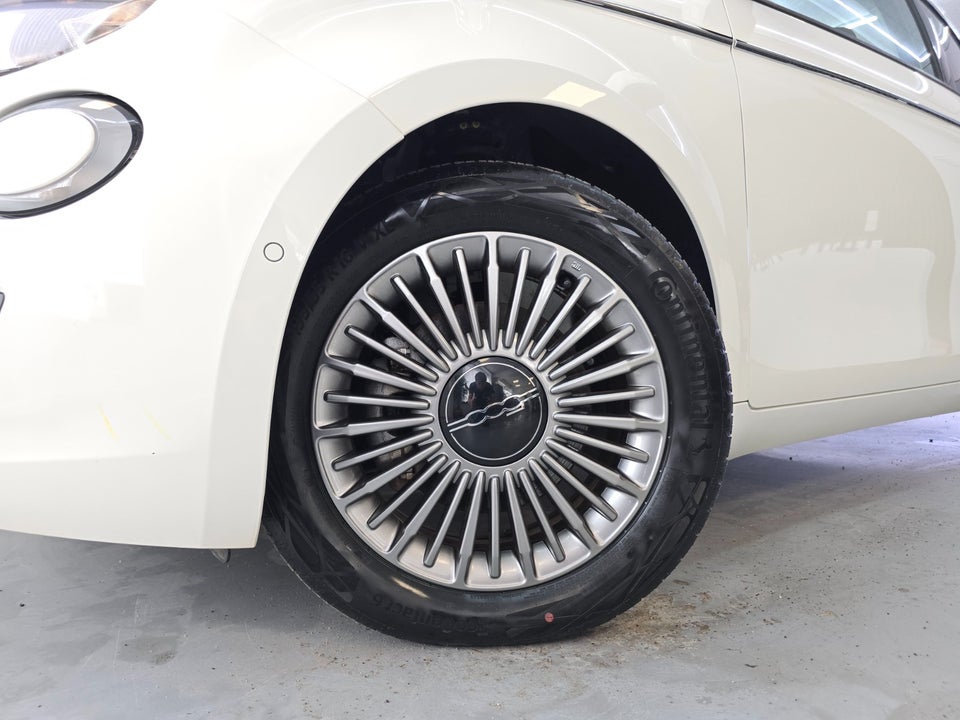 Fiat 500e 42 Icon Cabrio 2d