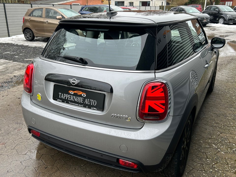 MINI Cooper SE Premium Extra 3d