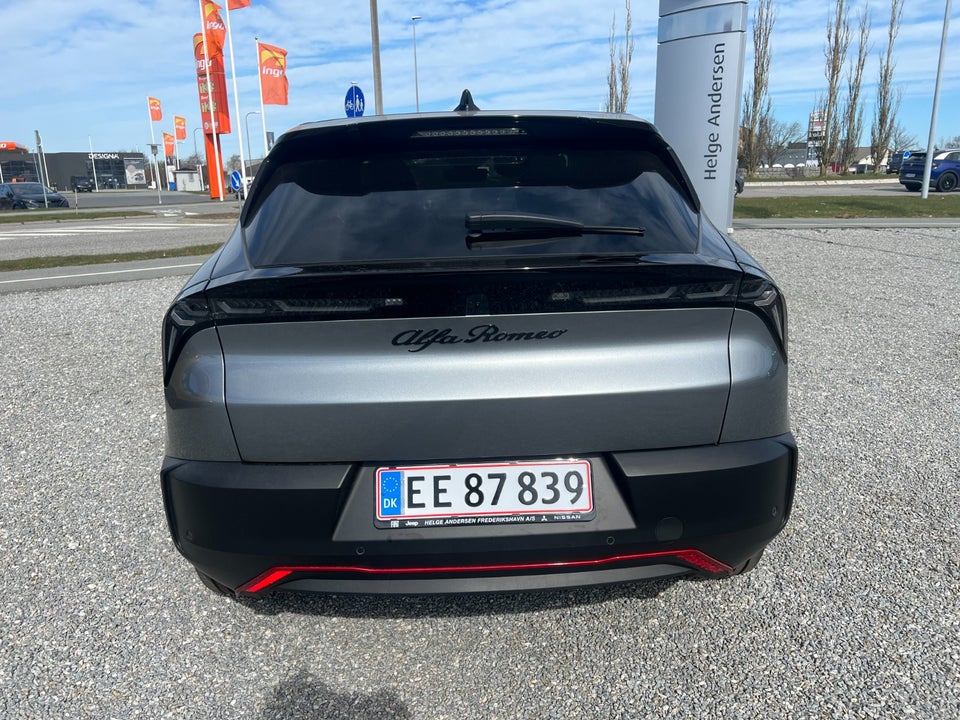 Alfa Romeo Junior Elettrica Speciale 5d