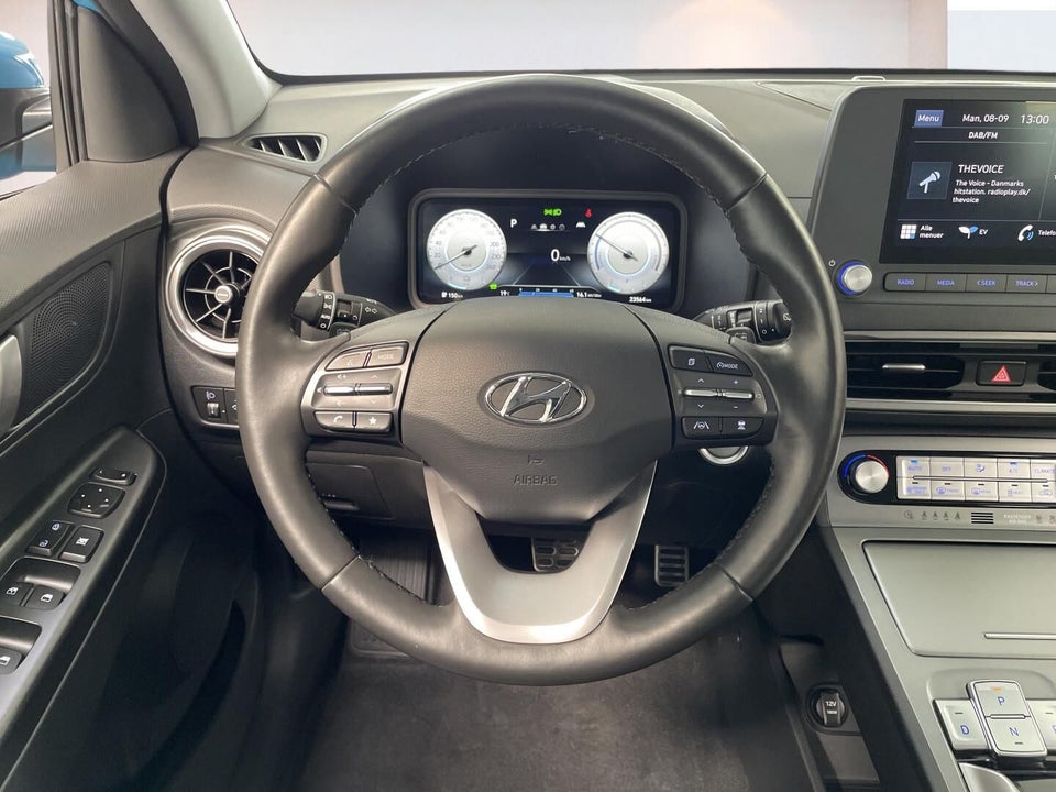 Hyundai Kona 39 EV Essential 5d