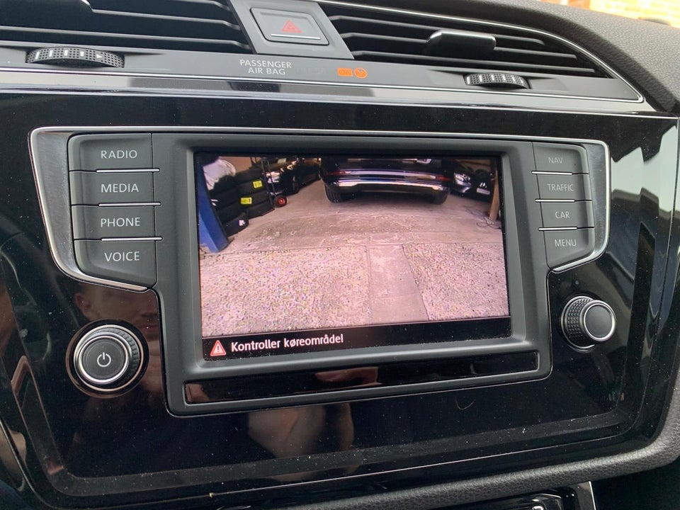 VW Touran 2,0 TDi 150 Comfortline DSG Van 5d